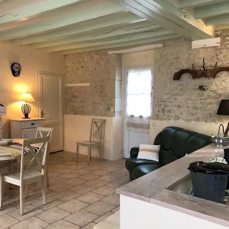 Les De La Planchette Hébergement de vacances