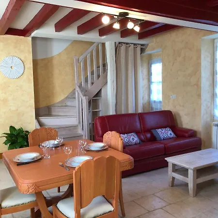 Les De La Planchette * Saint-Gervais-les-Trois-Clochers