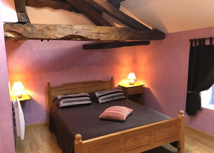 Les De La Planchette